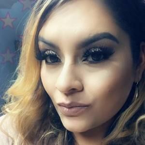 Meet your Posher, Miriam